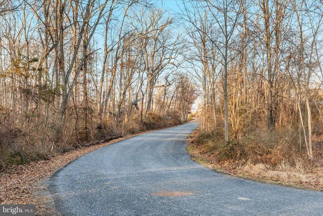 4364 BELVOIR RD, Marshall, VA 20115