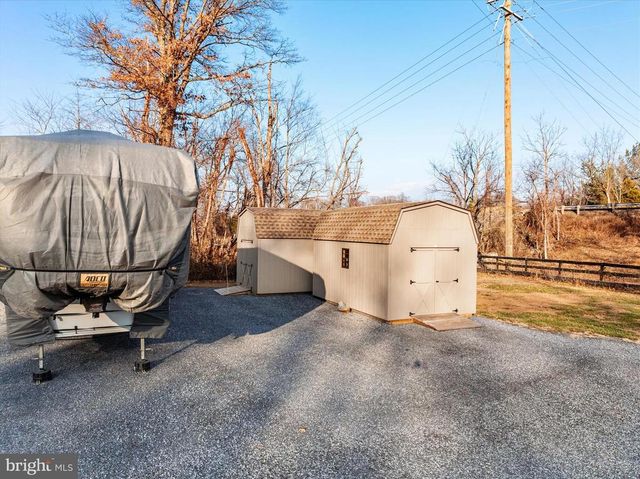 4364 BELVOIR RD, Marshall, VA 20115