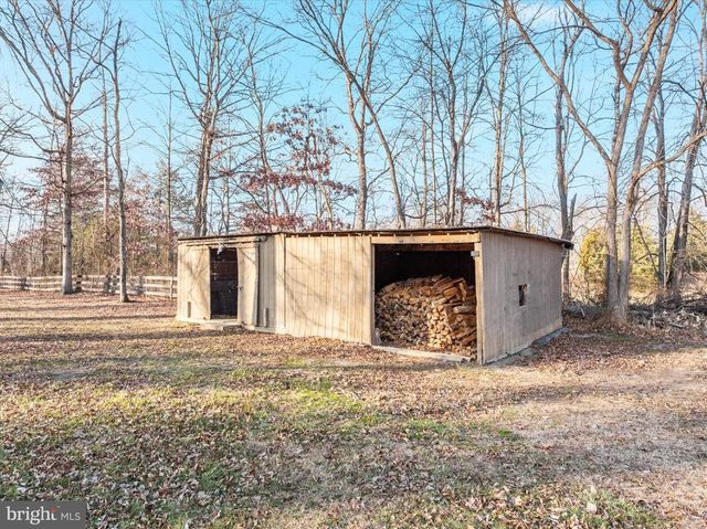 4364 BELVOIR RD, Marshall, VA 20115