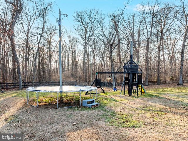 4364 BELVOIR RD, Marshall, VA 20115