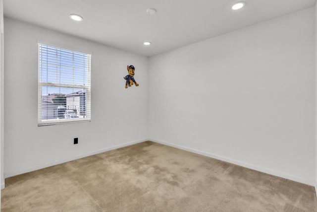 1807 W Woodward Ave, Manteca, CA 95337
