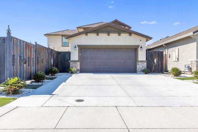 1807 W Woodward Ave, Manteca, CA 95337
