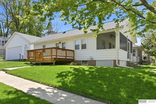 1201 S 44 Street, Omaha, NE 68105