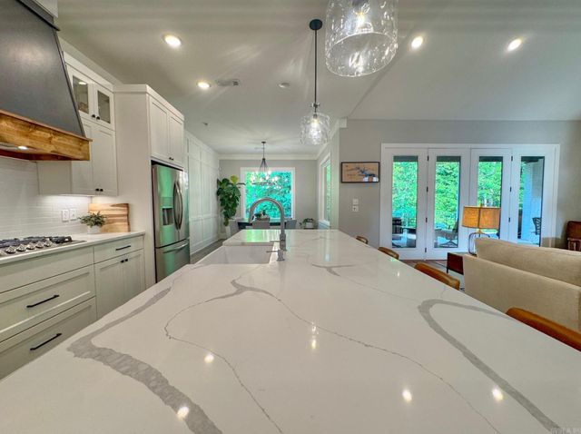 816 Nature Way, Benton, AR 72019