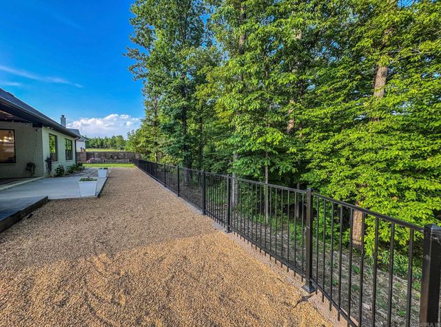 816 Nature Way, Benton, AR 72019