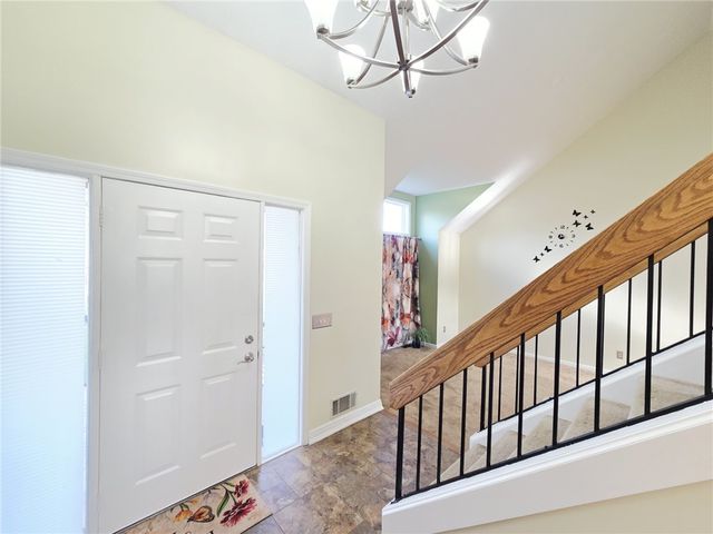 218 Brush Creek Drive, Greece, NY 14612