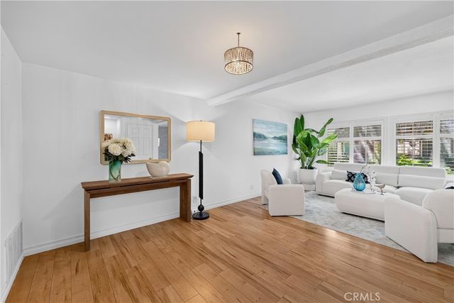 18261 Arches Court, Fountain Valley, CA 92708