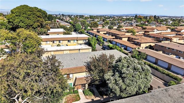 18261 Arches Court, Fountain Valley, CA 92708