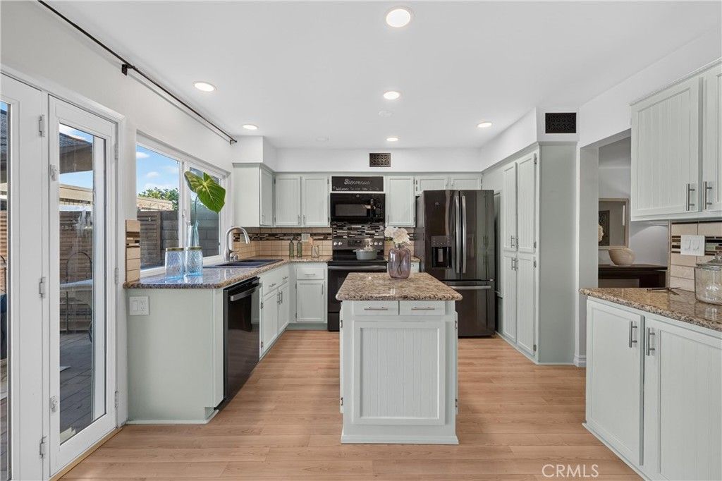 18261 Arches Court, Fountain Valley, CA 92708