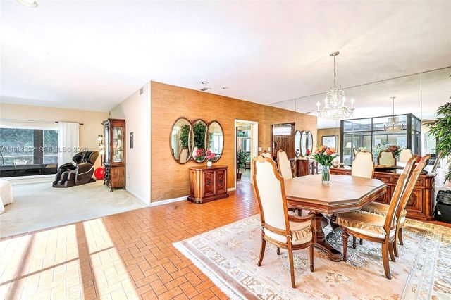 1800 Miami Springs Ave, Miami Springs, FL 33166