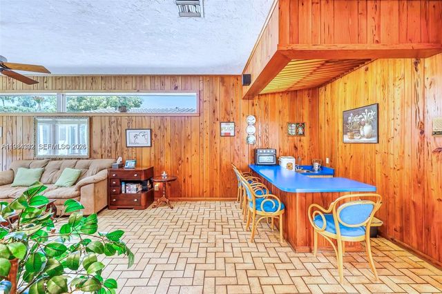 1800 Miami Springs Ave, Miami Springs, FL 33166