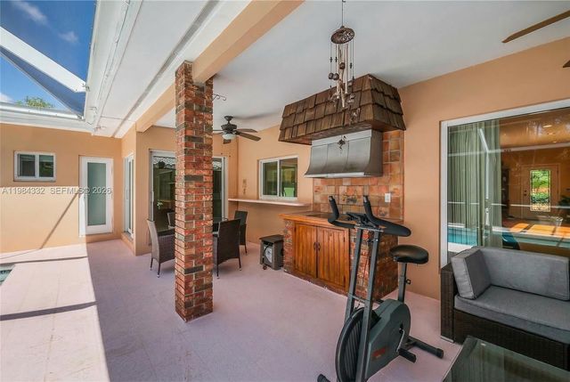 1800 Miami Springs Ave, Miami Springs, FL 33166