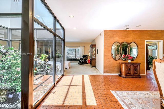 1800 Miami Springs Ave, Miami Springs, FL 33166