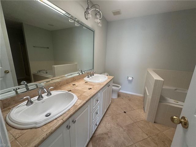 9462 Bay Front DR, Norfolk, VA 23518