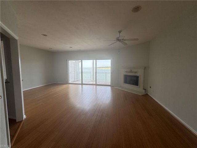 9462 Bay Front DR, Norfolk, VA 23518