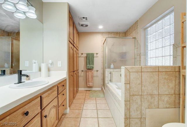 1635 Zubia Street, Overton, NV 89040