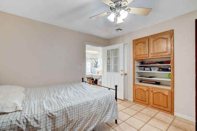 1635 Zubia Street, Overton, NV 89040