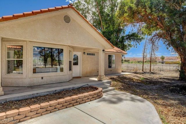 1635 Zubia Street, Overton, NV 89040