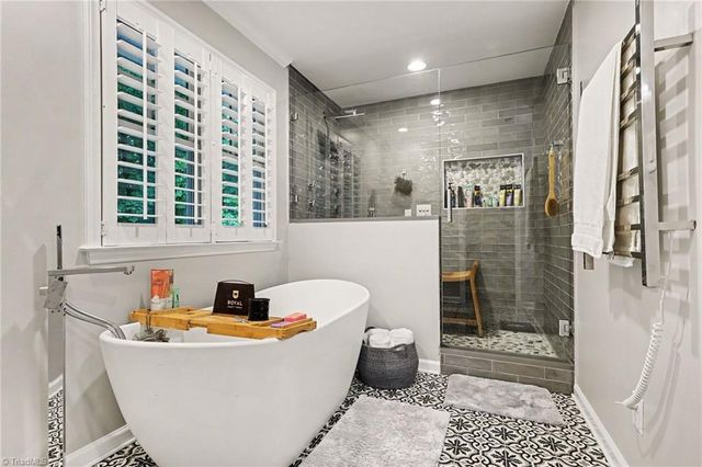 4015 BAYTREE Court, High Point, NC 27265