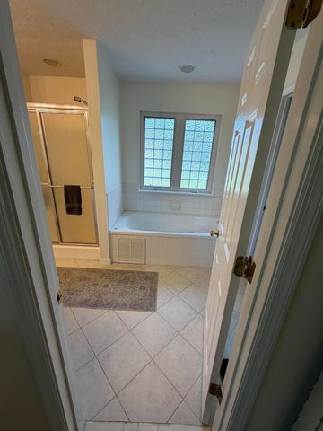 213 Kevin Drive, Nicholasville, KY 40356