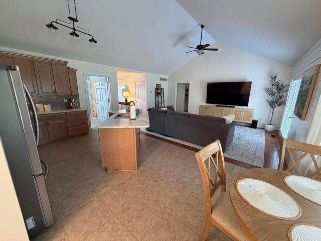 213 Kevin Drive, Nicholasville, KY 40356