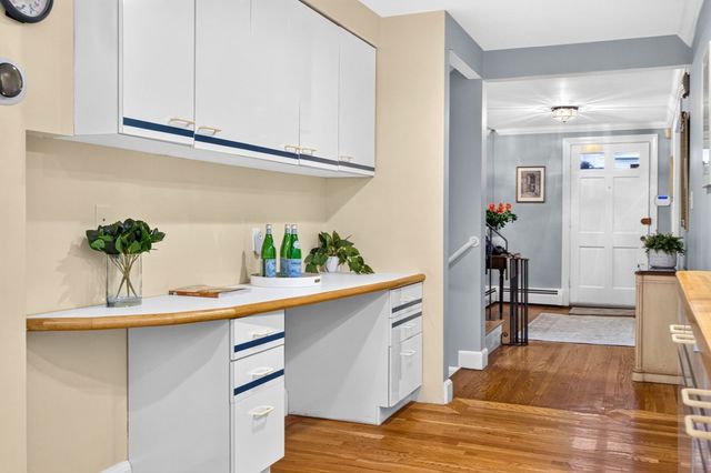 130 Moss Hill Rd, Boston, MA 02130