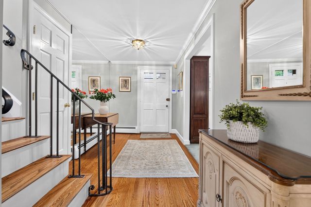 130 Moss Hill Rd, Boston, MA 02130