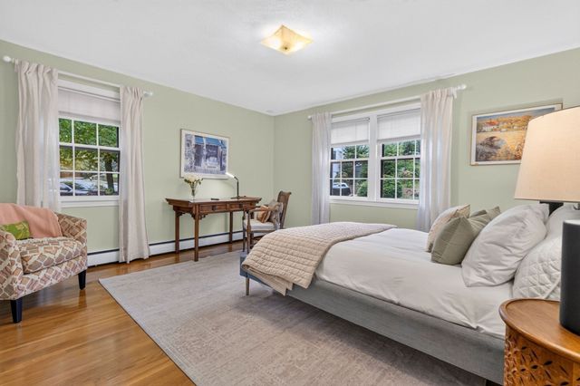 130 Moss Hill Rd, Boston, MA 02130