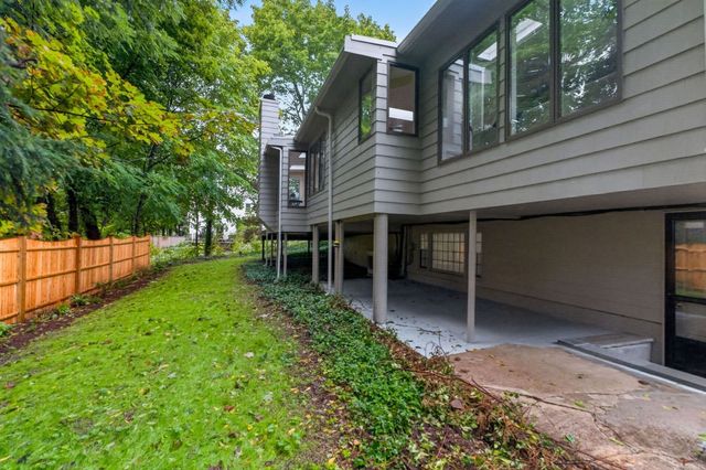 130 Moss Hill Rd, Boston, MA 02130