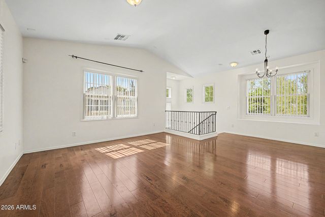 2113 E HUNTINGTON Drive, Phoenix, AZ 85040