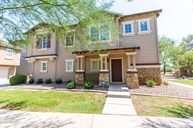 2113 E HUNTINGTON Drive, Phoenix, AZ 85040