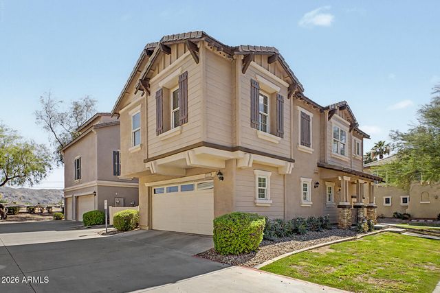2113 E HUNTINGTON Drive, Phoenix, AZ 85040