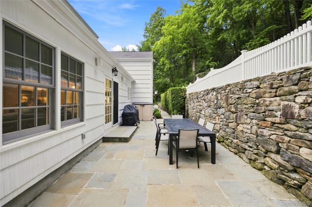 53 W Orchard Road, Chappaqua, NY 10514