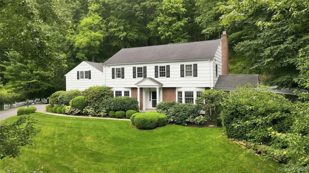 53 W Orchard Road, Chappaqua, NY 10514 — exterior