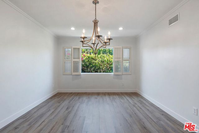 11555 Duque Drive, Studio City, CA 91604