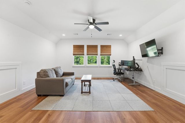 583 County Road 455, Dayton, TX 77535
