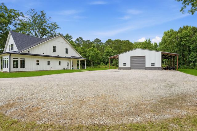 583 County Road 455, Dayton, TX 77535