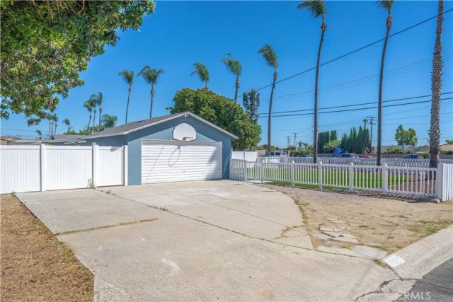 4301 W Lilac, Santa Ana, CA 92704