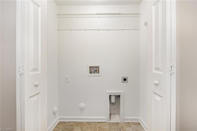2660 Halle Ann Circle, Winston-salem, NC 27103