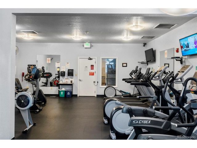 8371 Gardenia St, Arvada, CO 80005