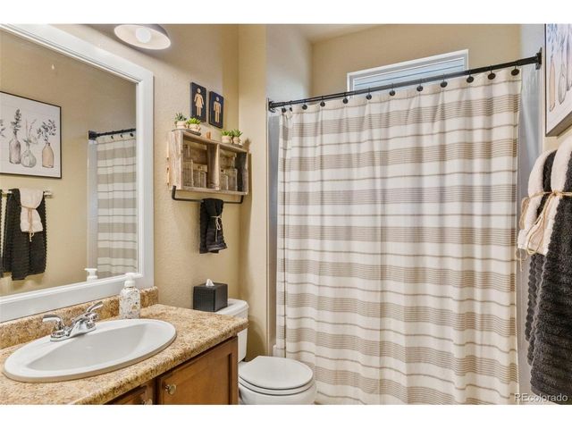 8371 Gardenia St, Arvada, CO 80005