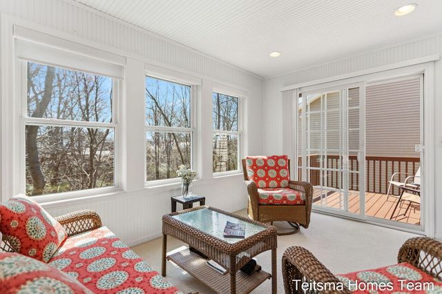 1546 Beechtree Commons, Grand Haven City, MI 49417