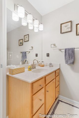 1546 Beechtree Commons, Grand Haven City, MI 49417