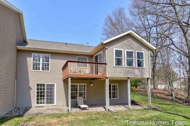 1546 Beechtree Commons, Grand Haven City, MI 49417