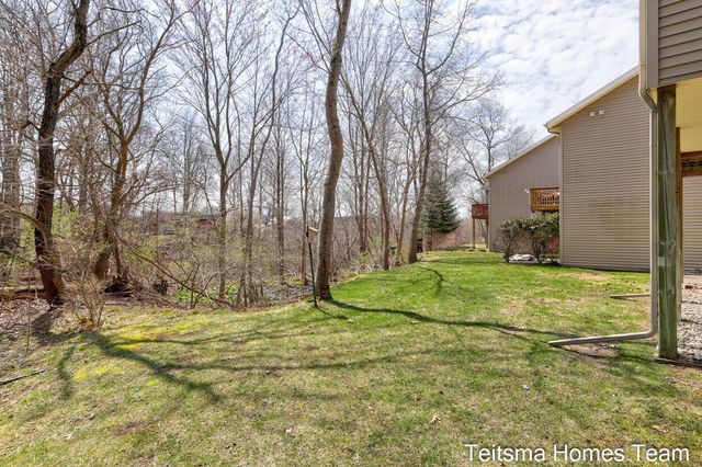 1546 Beechtree Commons, Grand Haven City, MI 49417