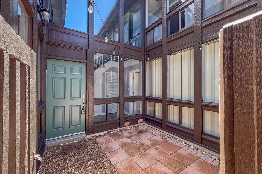 800 S BLVD OF THE PRESIDENTS 5, Sarasota, FL 34236