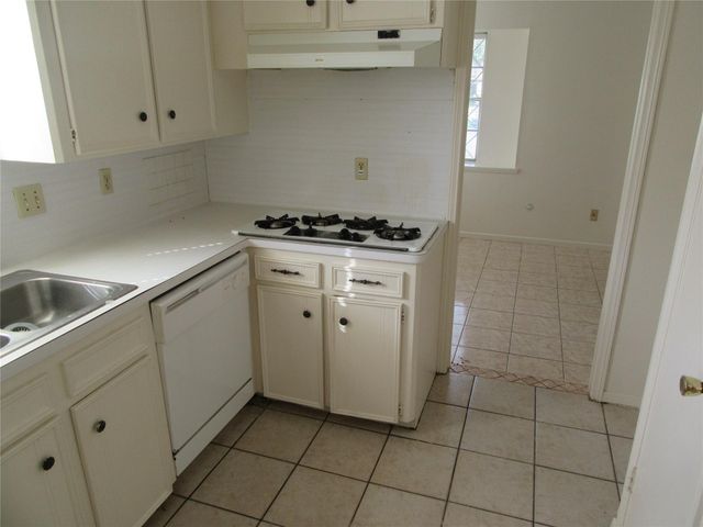 12215 Pompano Lane, Houston, TX 77072