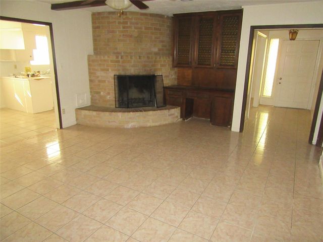 12215 Pompano Lane, Houston, TX 77072