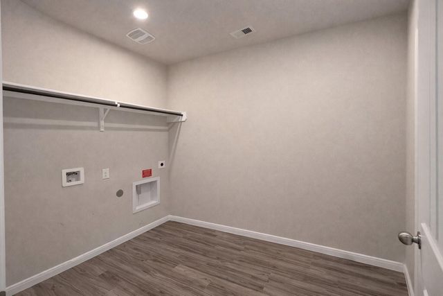 31122 Gullwing Manor Drive, Tomball, TX 77375