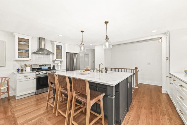3200 Jerri COURT, Brookfield, WI 53045